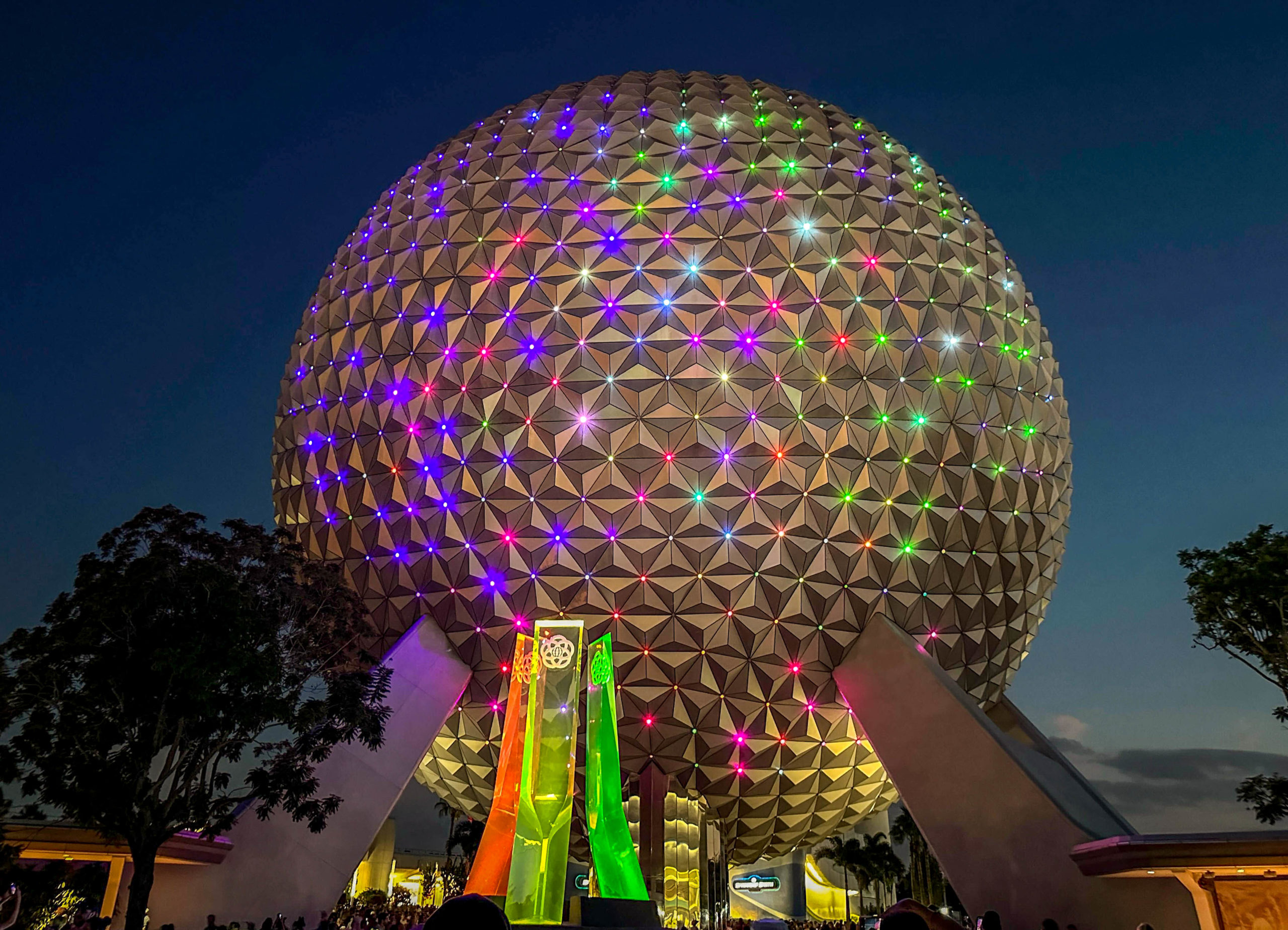 BREAKING: H2O Glow Nights Are Returning to Disney World in 2024 Post Image