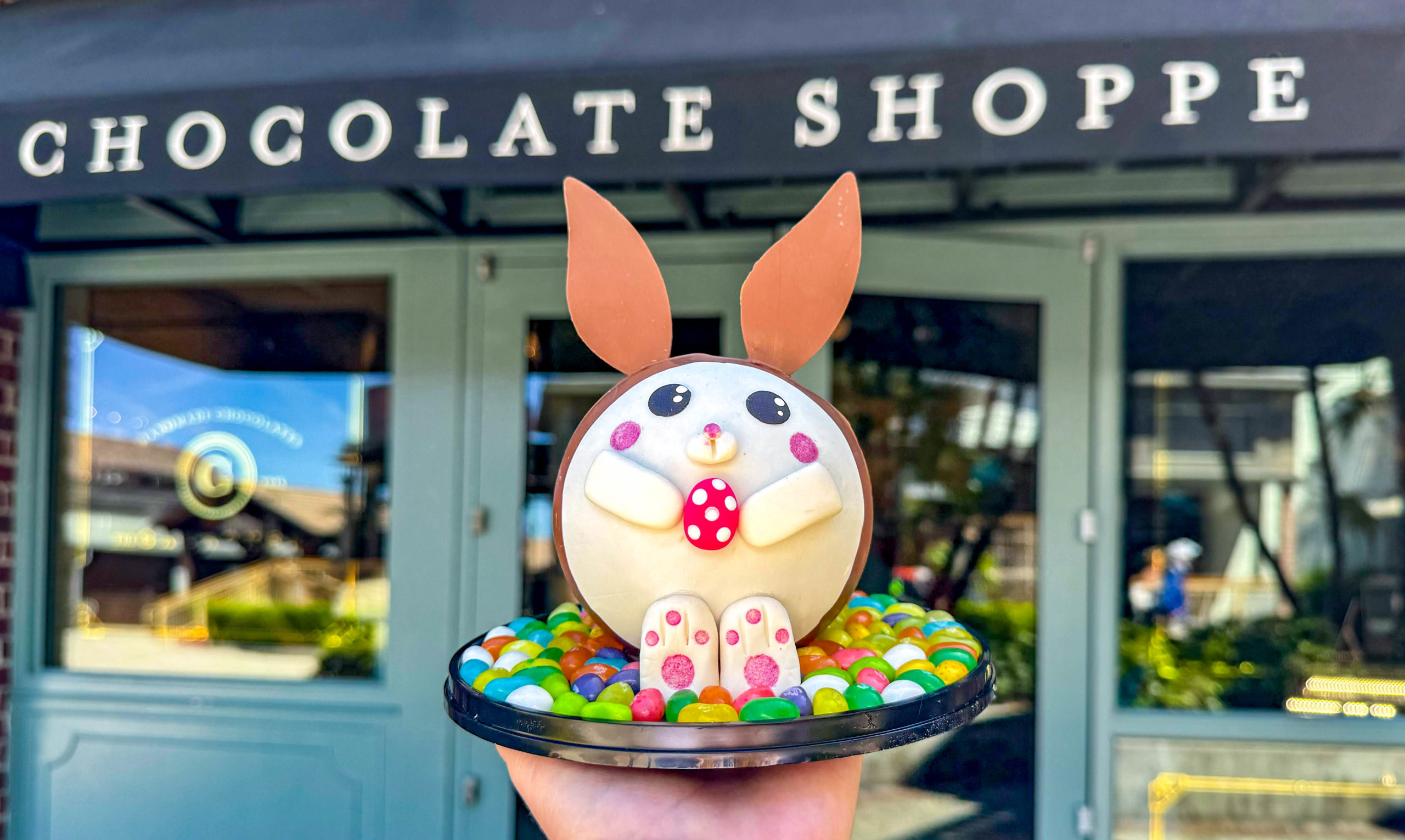 Welcome Spring with Colorful NEW Disney Wallpaper Post Image