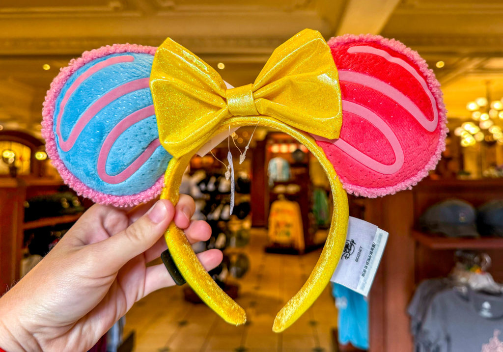 NEW Aulani Ears Arrive in Disney World! Post Image