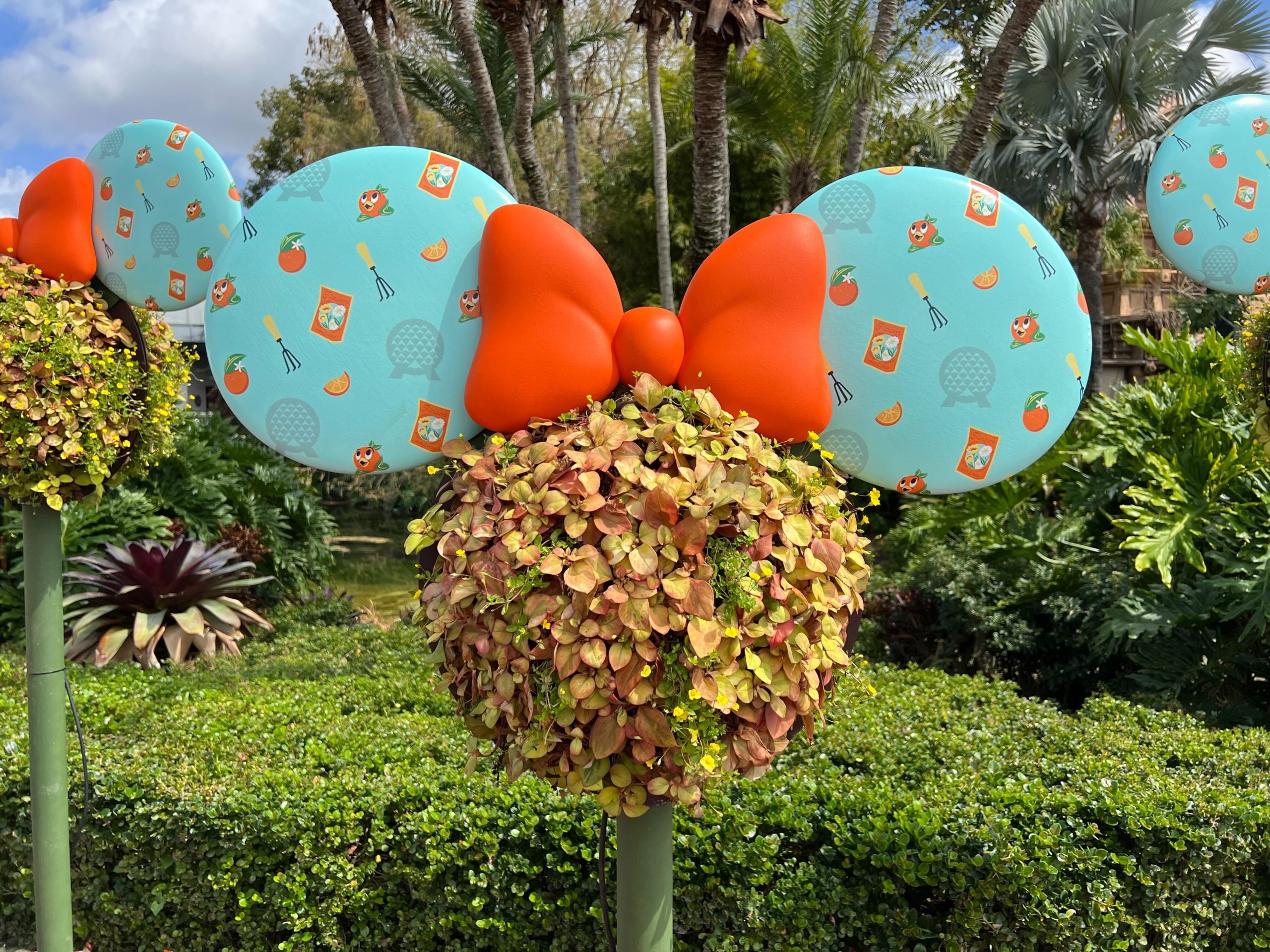 Orange Bird Added to Mickey Topiaries at EPCOT Post Image