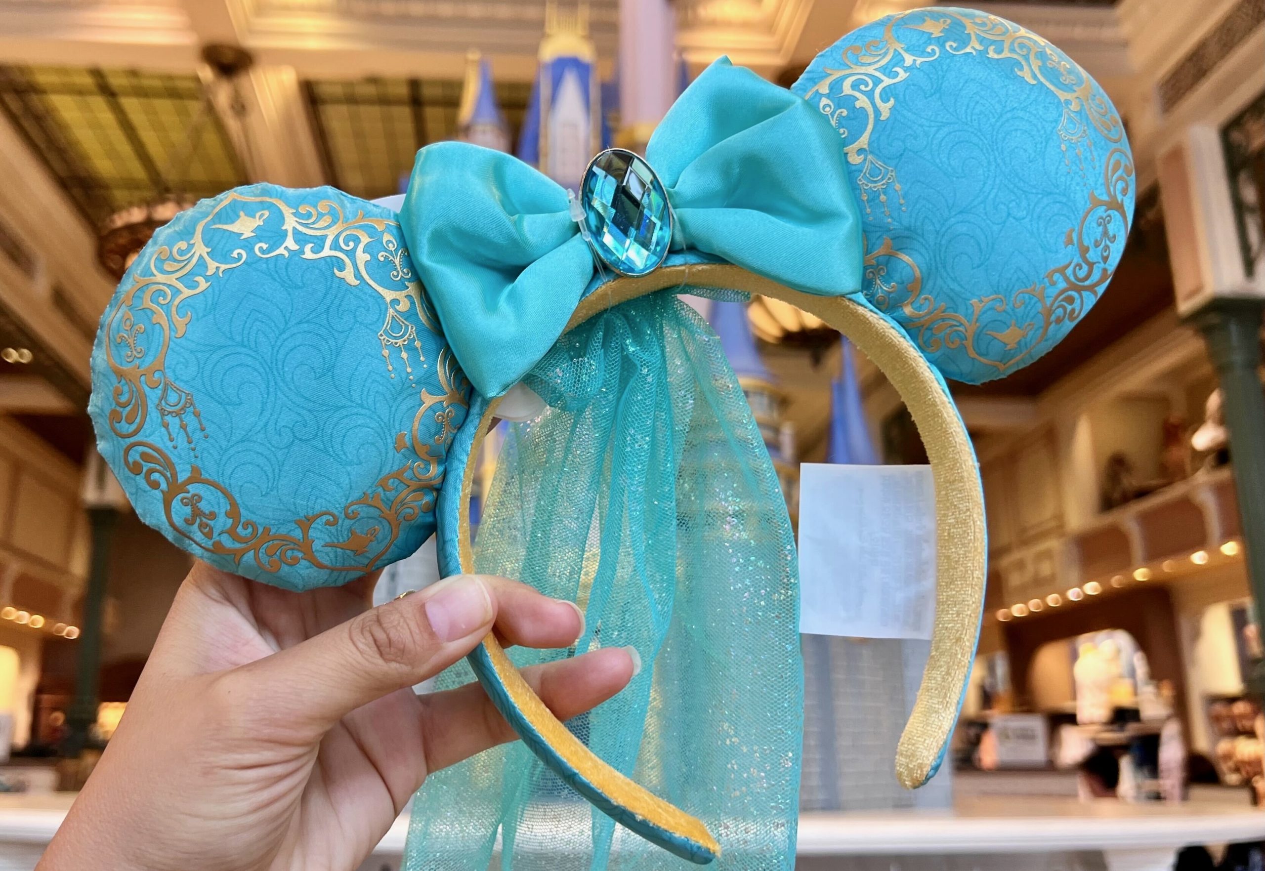 NEW: Minnie Ears Holder Bag Collection Drops at EPCOT Post Image