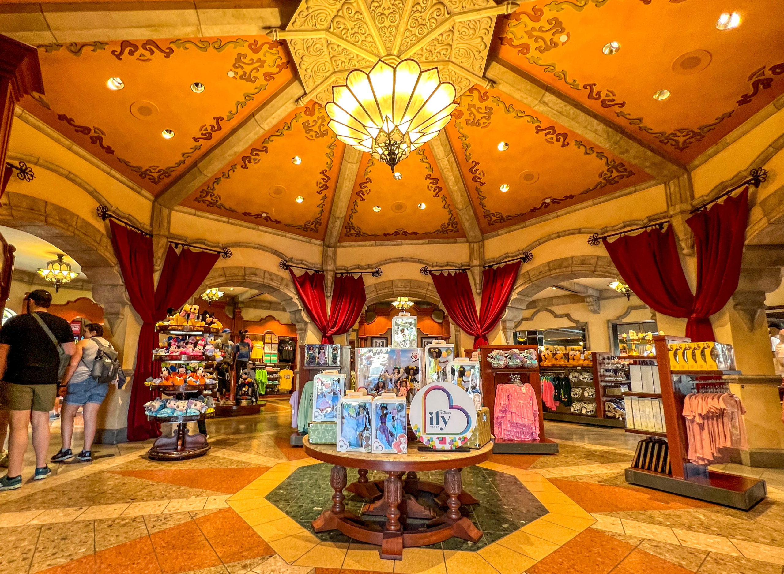 TODAY Is Your LAST CHANCE to Get 40% Off at The Disney Store! Post Image