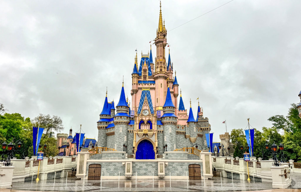 New TRON BLUE Lemonade is a Sweet Surprise in Magic Kingdom! Post Image