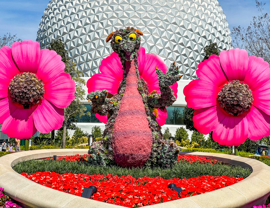 Let’s Indulge in these Must-Have EPCOT Treats! Post Image