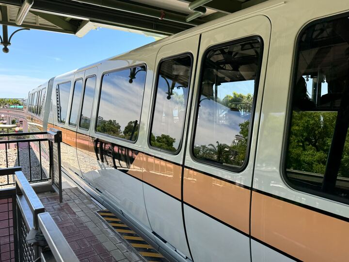 Monorail Blue at Walt Disney World is Temporarily Out of Service Post Image