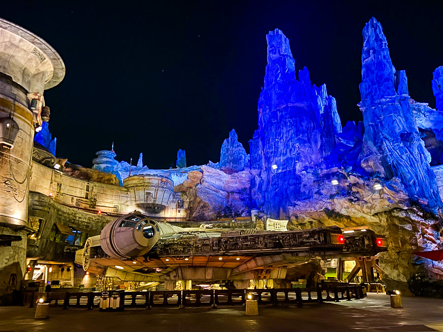 2 New Food Items Coming Soon to Star Wars: Galaxy’s Edge in Disney World! Post Image