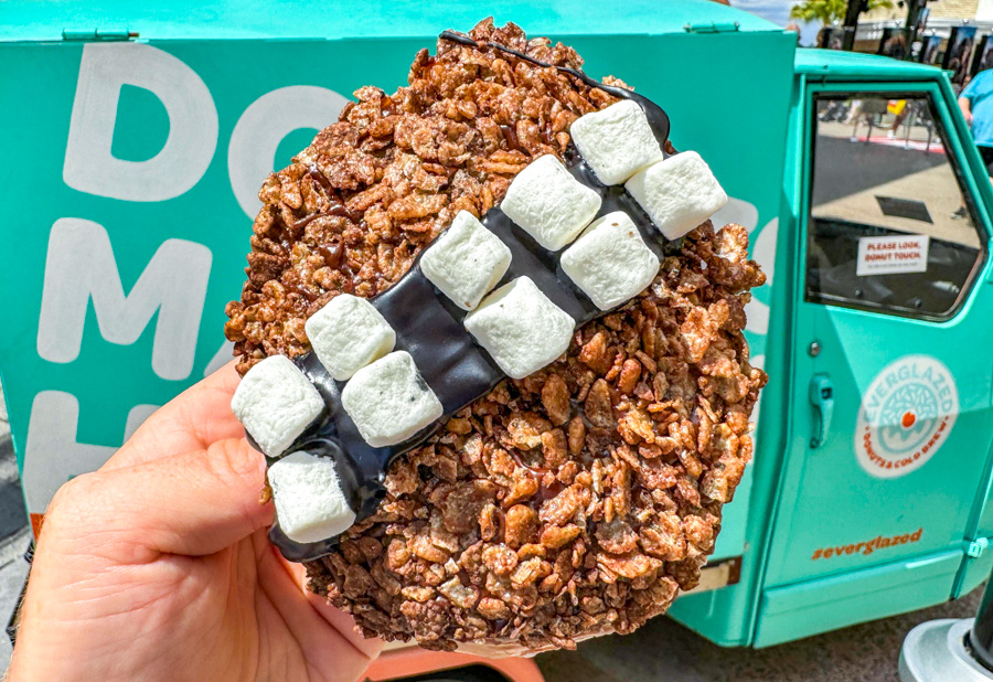 HURRY—You Can Still Grab May the 4th Merchandise in Disney World! Post Image