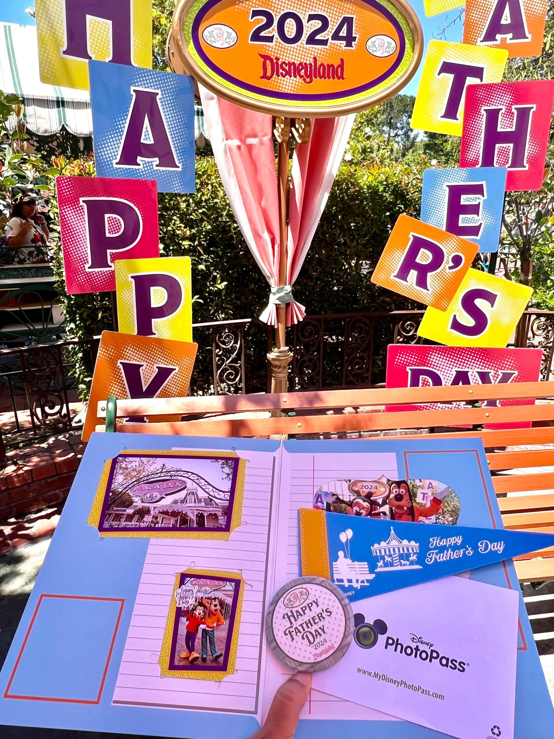 PHOTOS: Check Out the Father’s Day Brunch Buffet at Disneyland Post Image