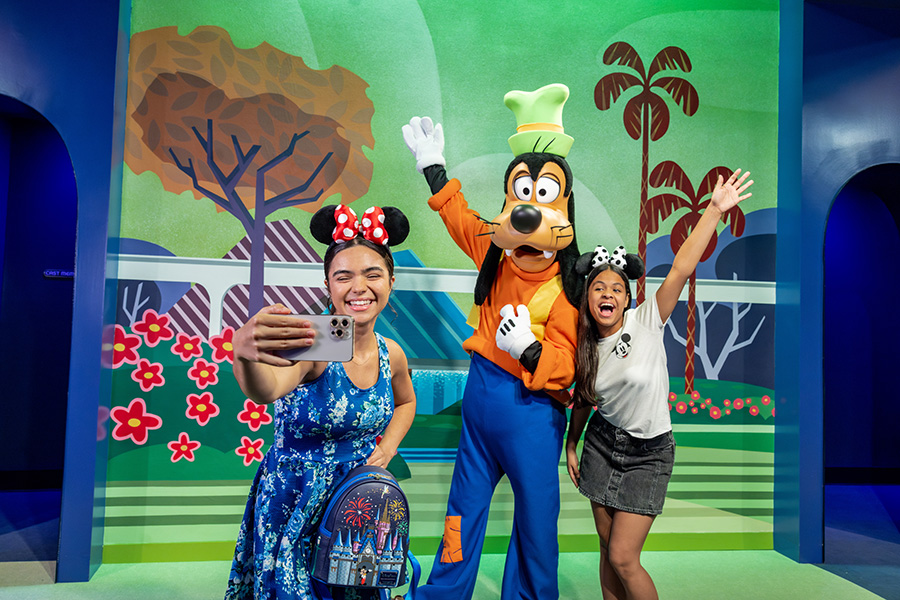 NEW Details About CommuniCore Hall, CommuniCore Plaza, and Mickey &amp; Friends! Post Image