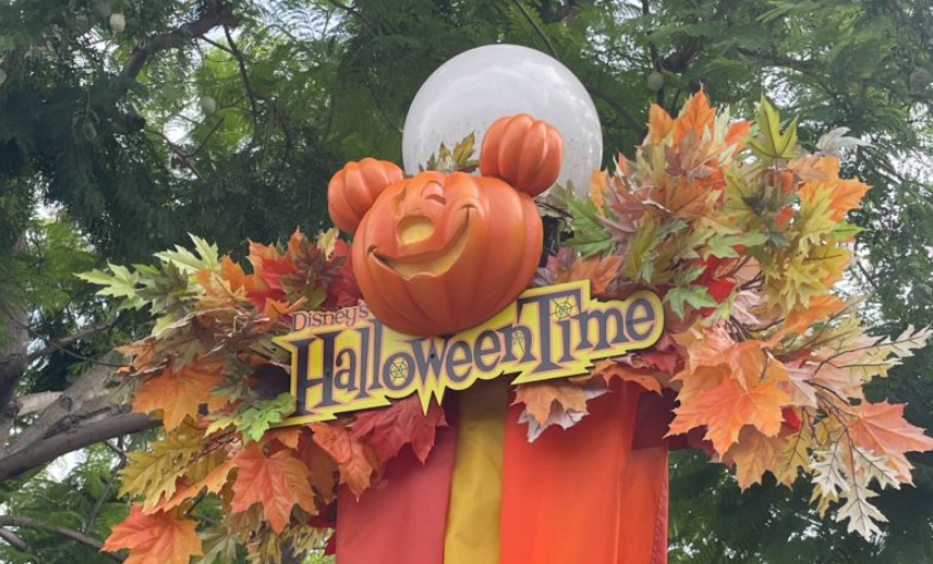 PHOTOS: Halloween Decorations Are Up in Disney California Adventure! Post Image