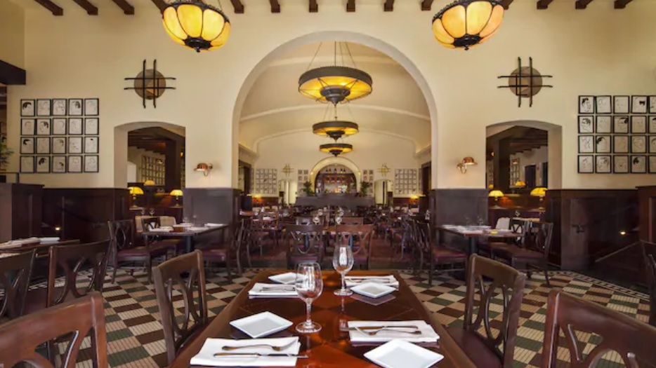 REVIEW: Dinner at the Hollywood Brown Derby in Hollywood Studios Post Image