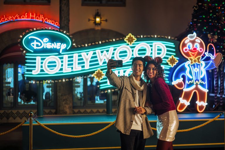 A NEW Ice Skating Spectacular is Coming to Disney Jollywood Nights Post Image