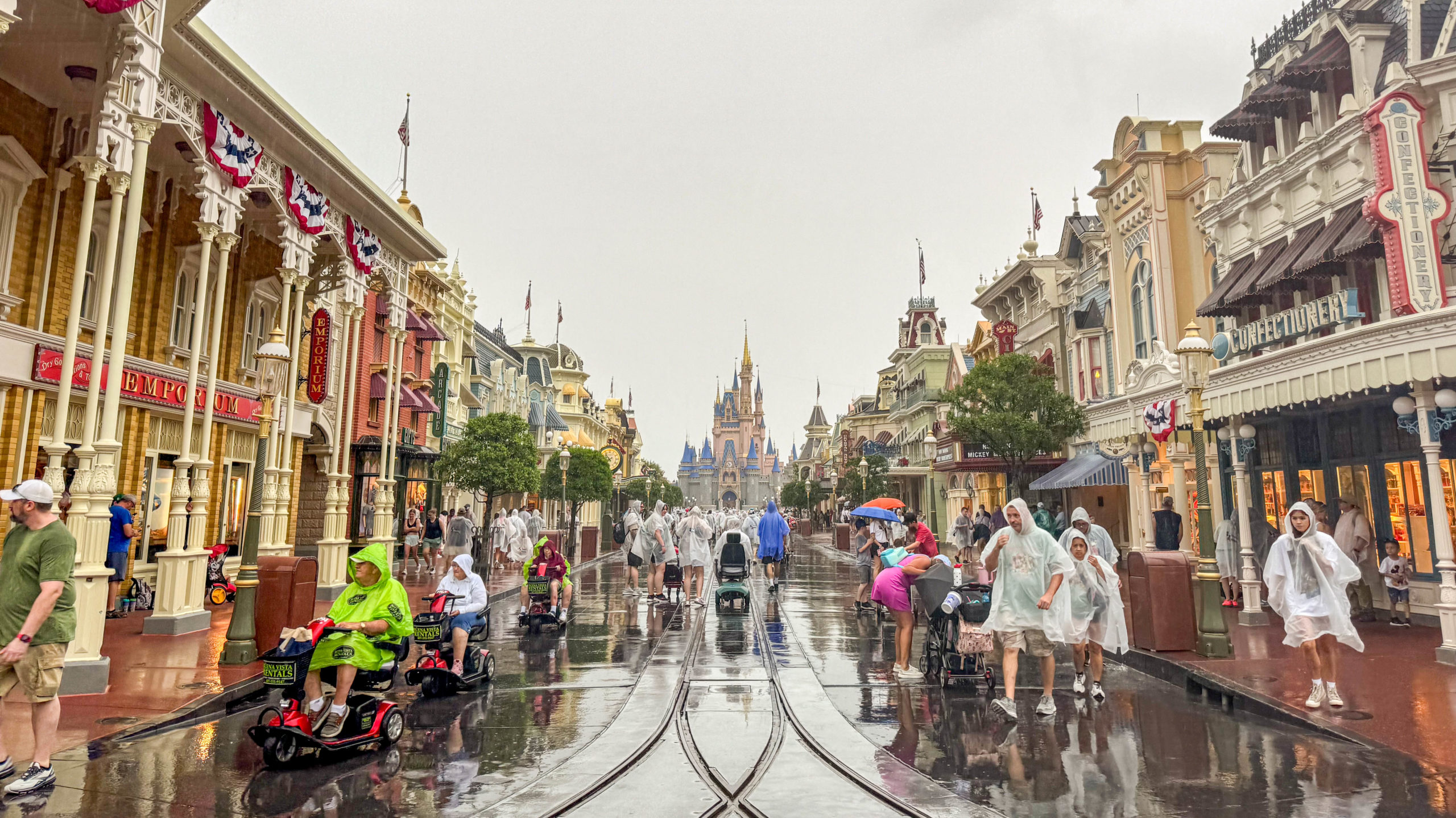 Typhoon Lagoon To Close on Thursday As Hurricane Helene Draws Near Post Image