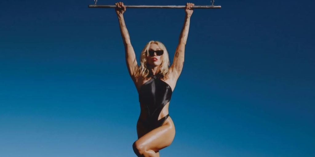 Disney Legend Miley Cyrus Accused of Copying Bruno Mars Song Post Image