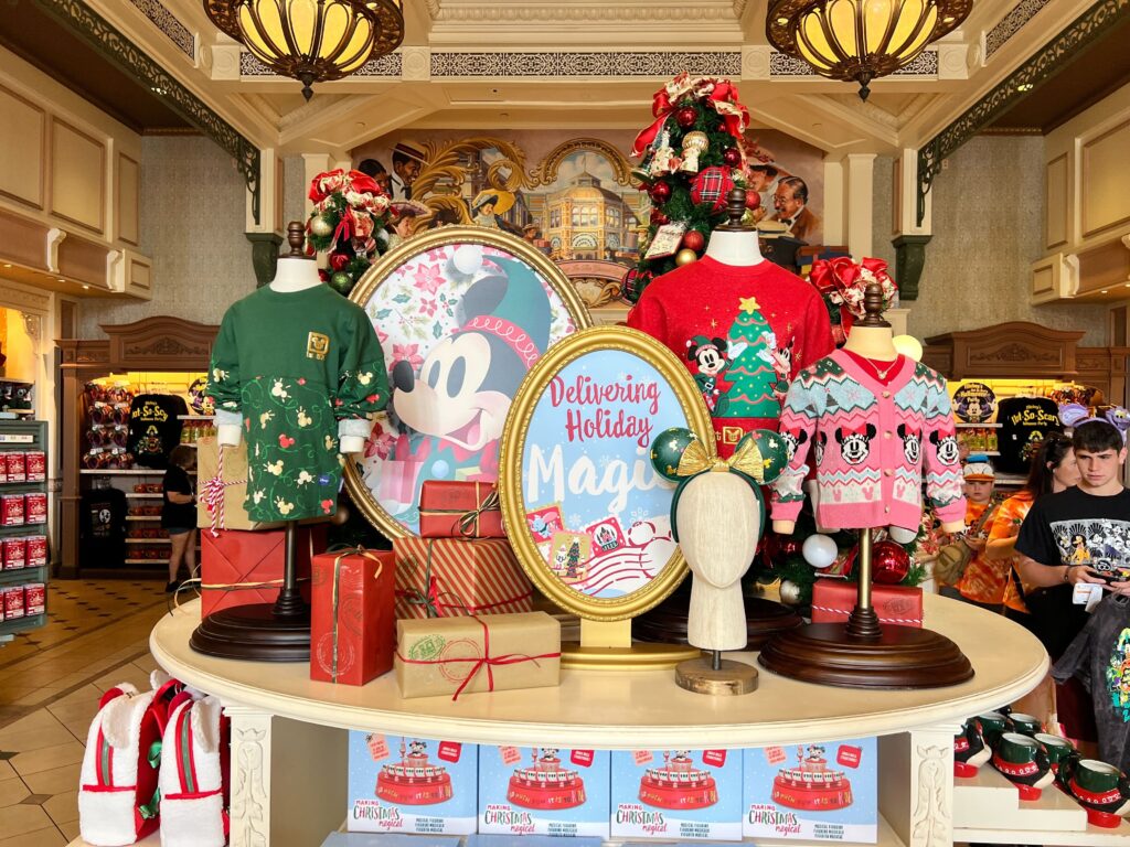 Holiday Decorations Begin to Arrive at Disney’s Hollywood Studios! Post Image