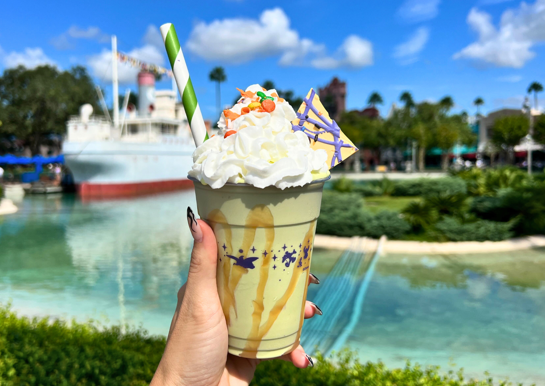 Our Top 5 Favorite Apple-Themed Treats at Disney World Post Image