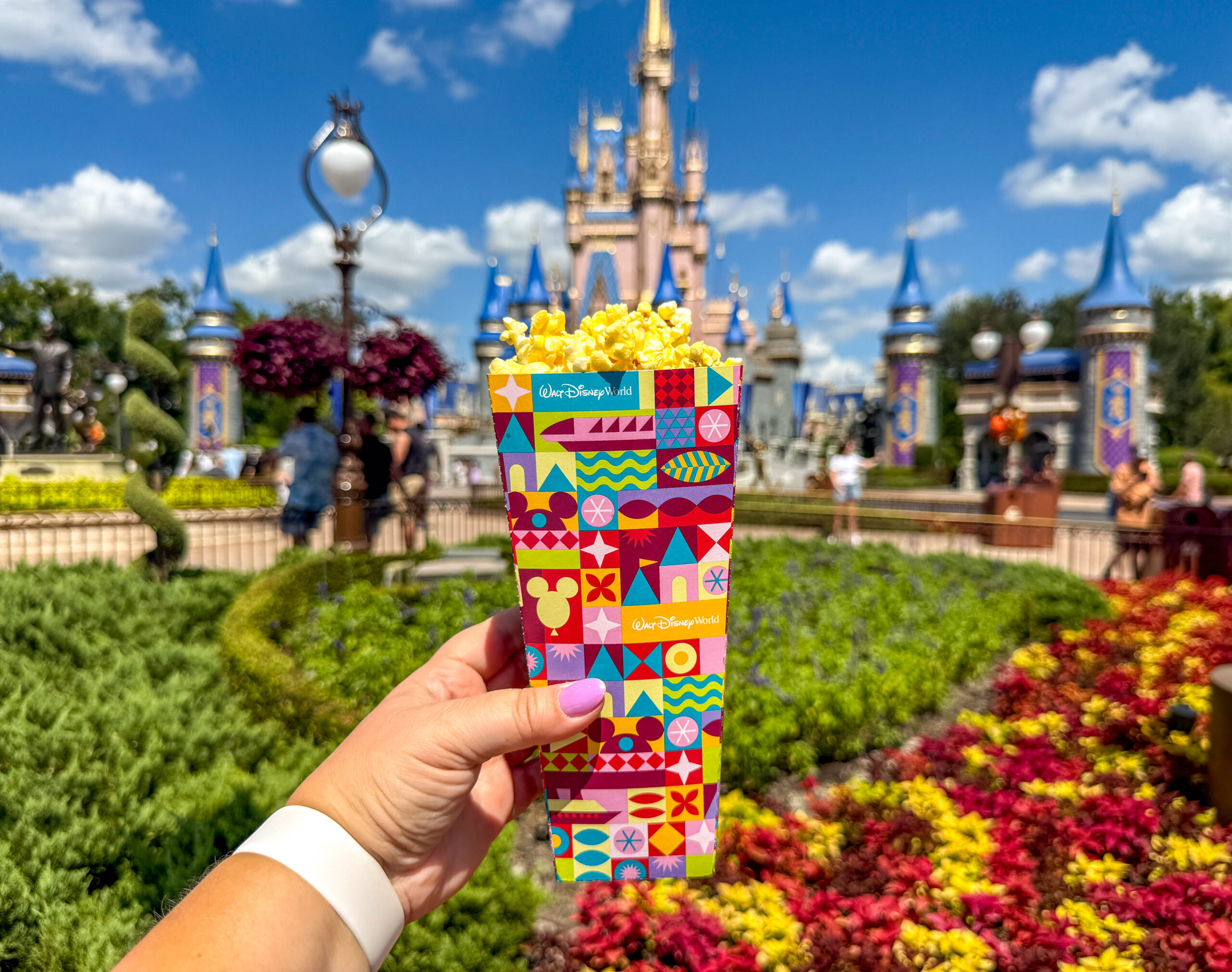 Treats I NEVER Skip in the Disney Parks Post Image