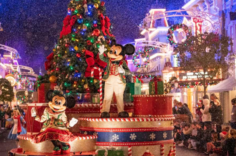 Two New Dates Sell Out for Mickey’s Very Merry Christmas Party! Post Image