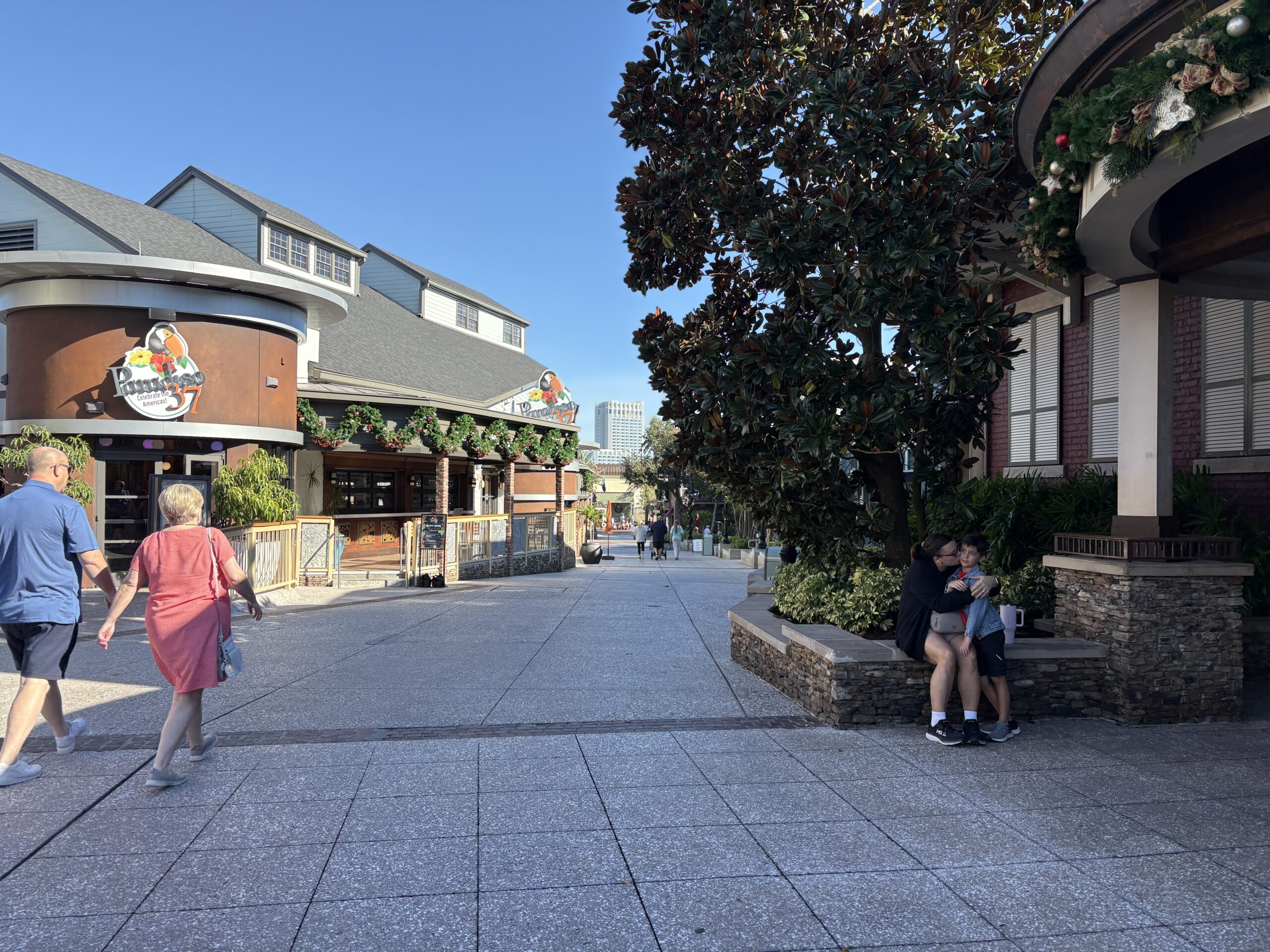 PHOTOS: Thanksgiving Day Crowds at Disney Springs Post Image
