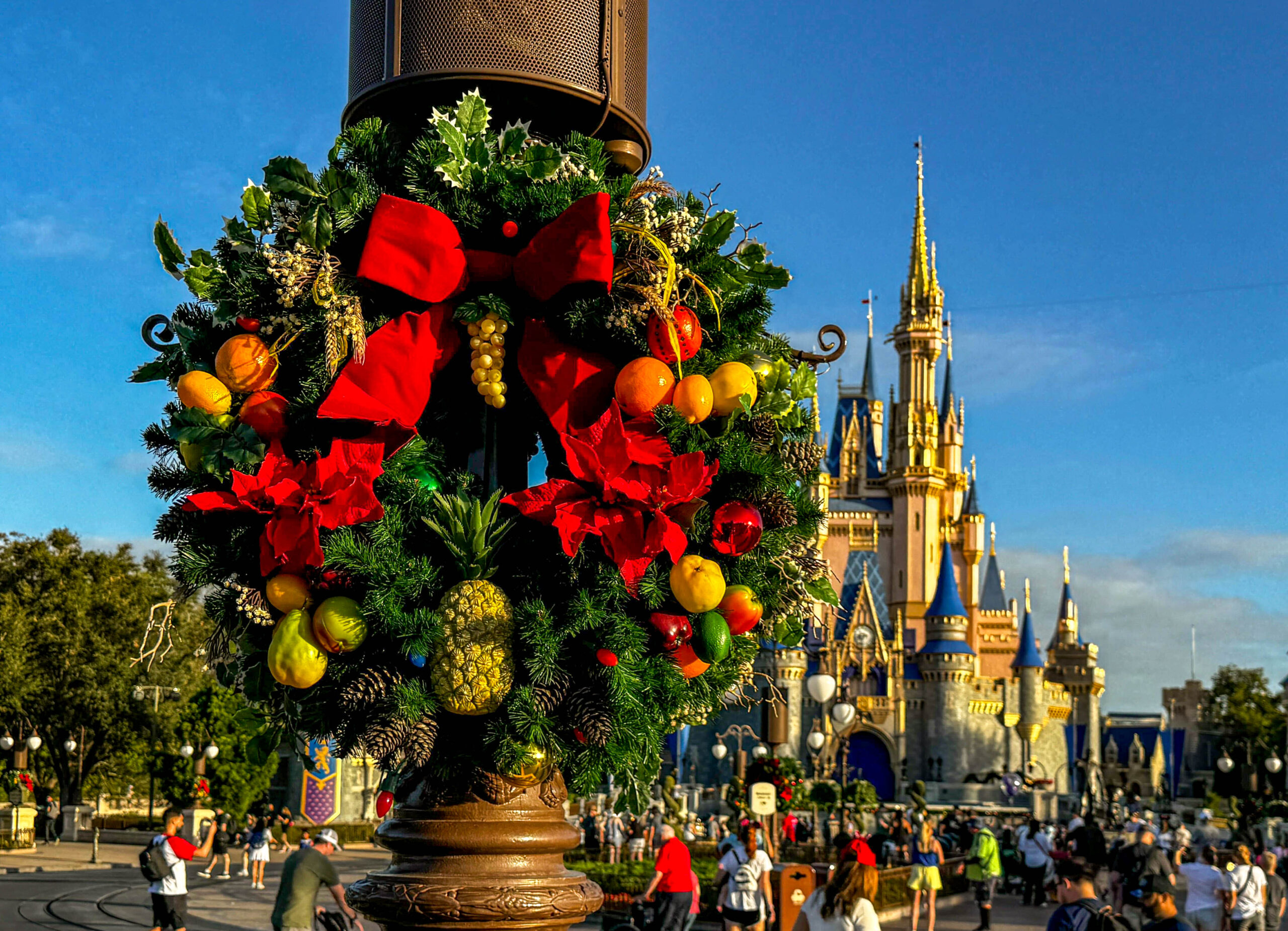 Santa Claus Is Coming to Disney Springs! Post Image