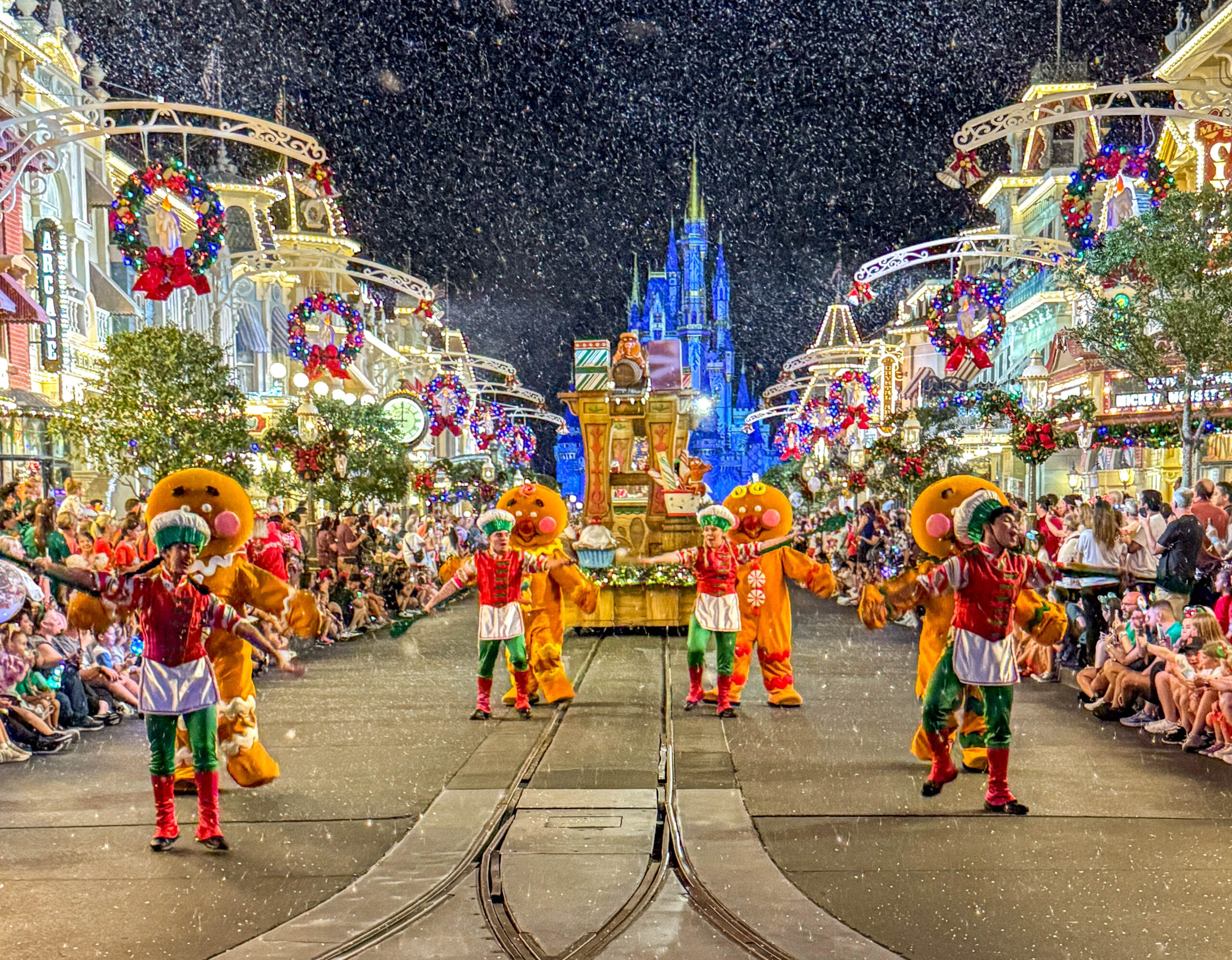 Here is the Latest Mickey’s Very Merry Christmas Party to Sell Out! Post Image