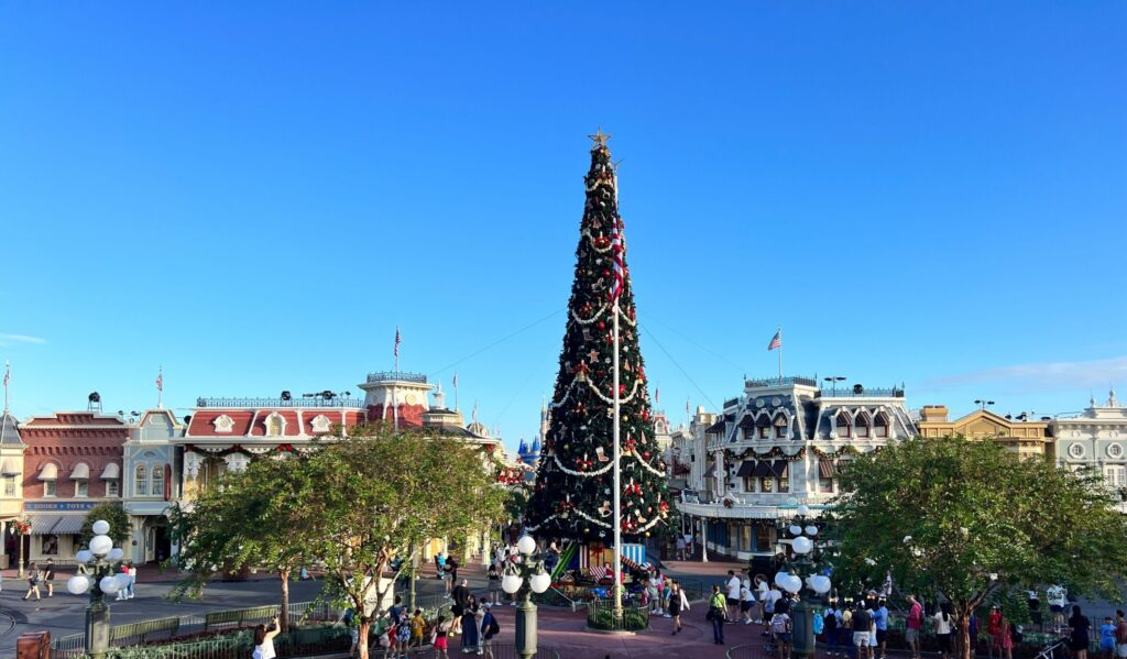 PHOTOS: The World-Famous Jingle Cruise Returns to Magic Kingdom Post Image