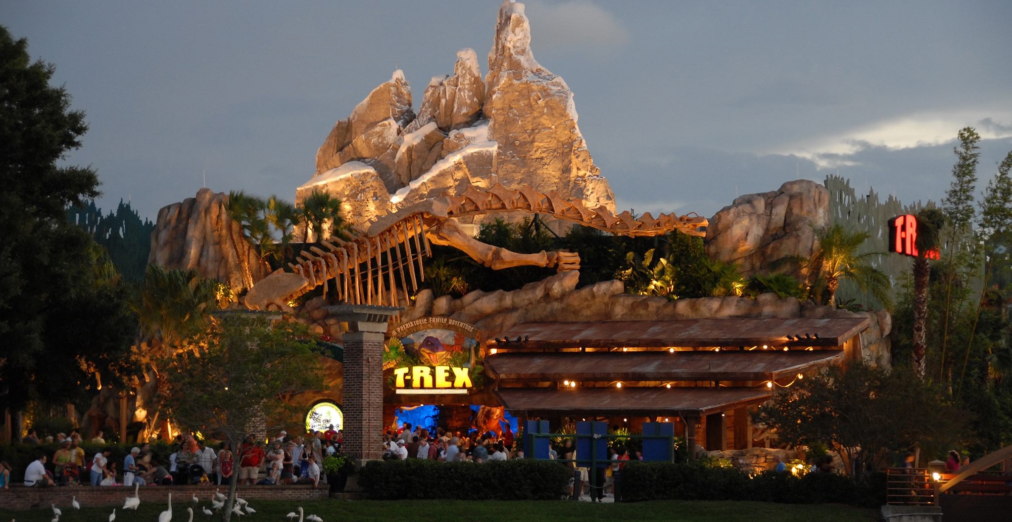 Santa and Mrs. Claus are Coming to T-Rex Cafe at Disney Springs Post Image