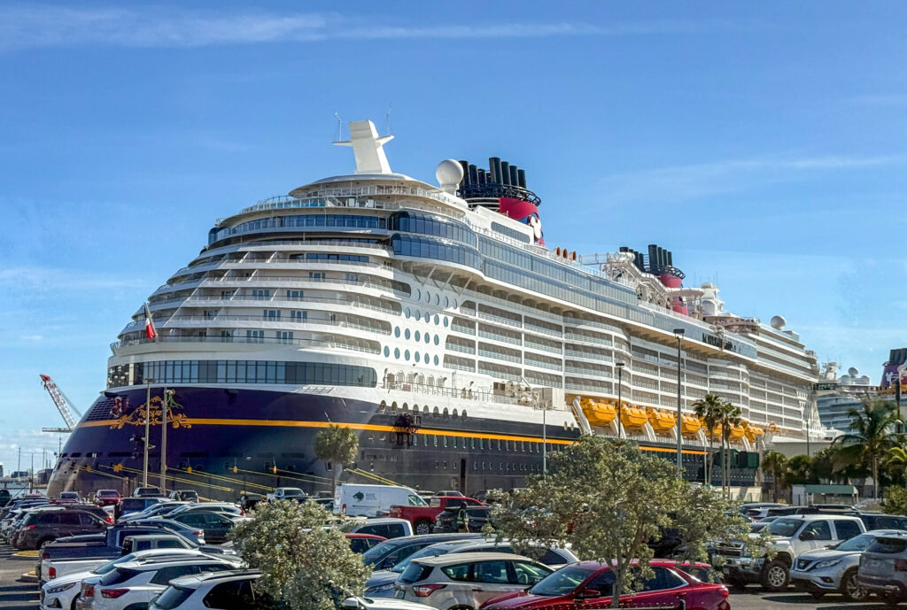 Go Inside Star Wars: Cargo Bay Aboard the Disney Treasure Cruise Ship! Post Image