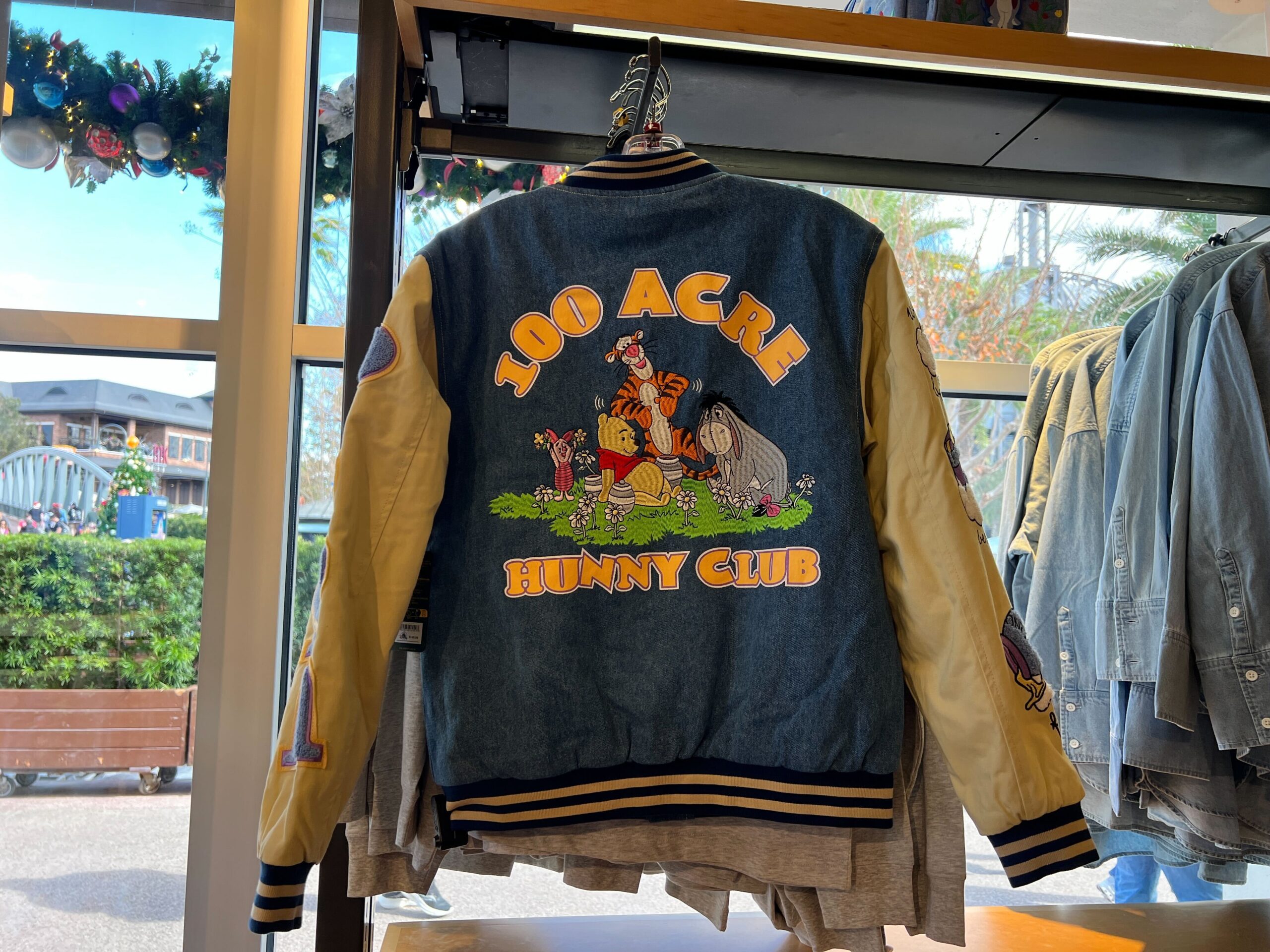 Disney Springs Has the Lilly Pulitzer x Disney Minnie and Daisy Collection! Post Image