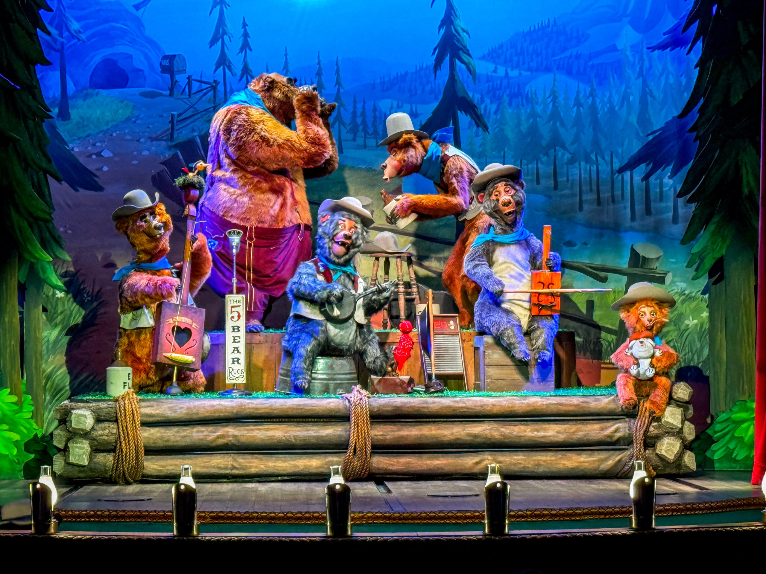 Disney Debates: Is It Okay to Change Haunted Mansion Post Image