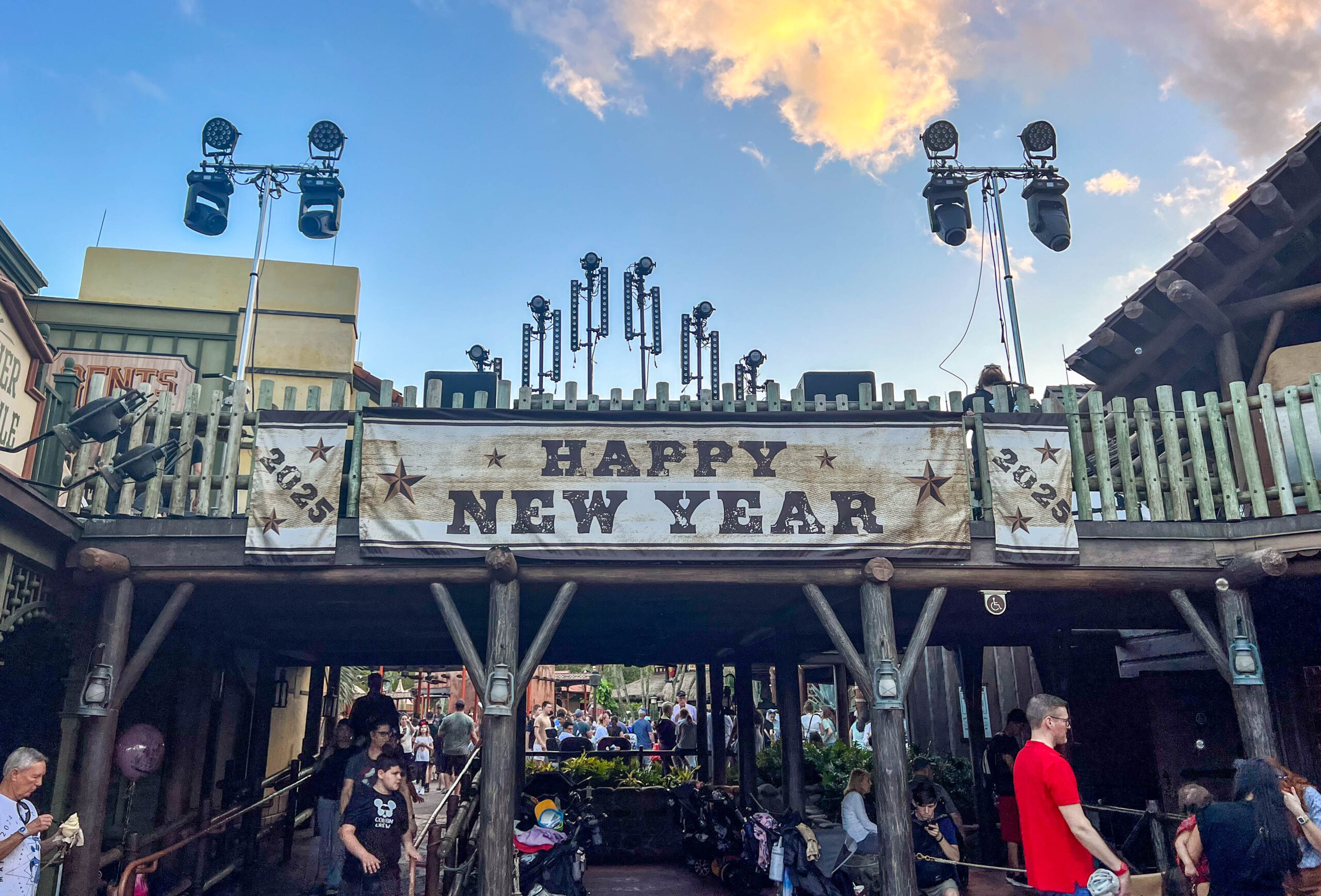 PHOTOS: Check Out the NEW Magic Kingdom Park Map! Post Image