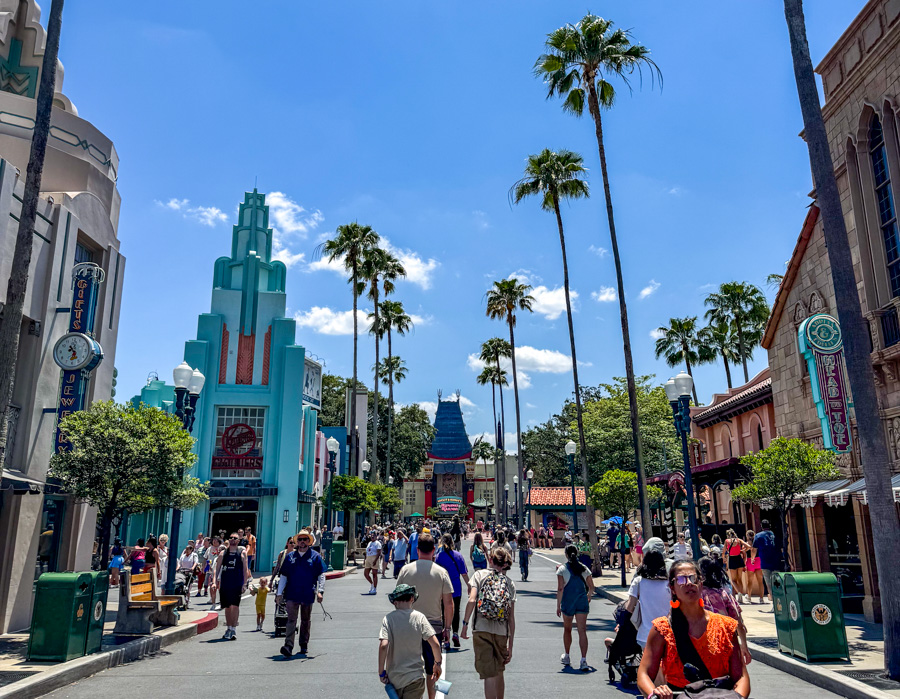 How Florida Residents Can Go to Disney World for $60 Per Day! Post Image