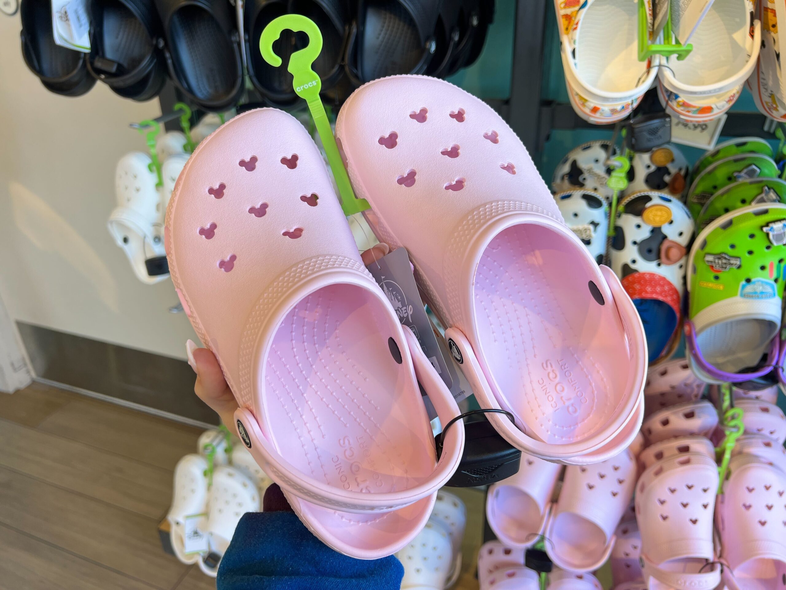 NEW LEGO Sets Just Dropped on the Disney Store Website! Post Image