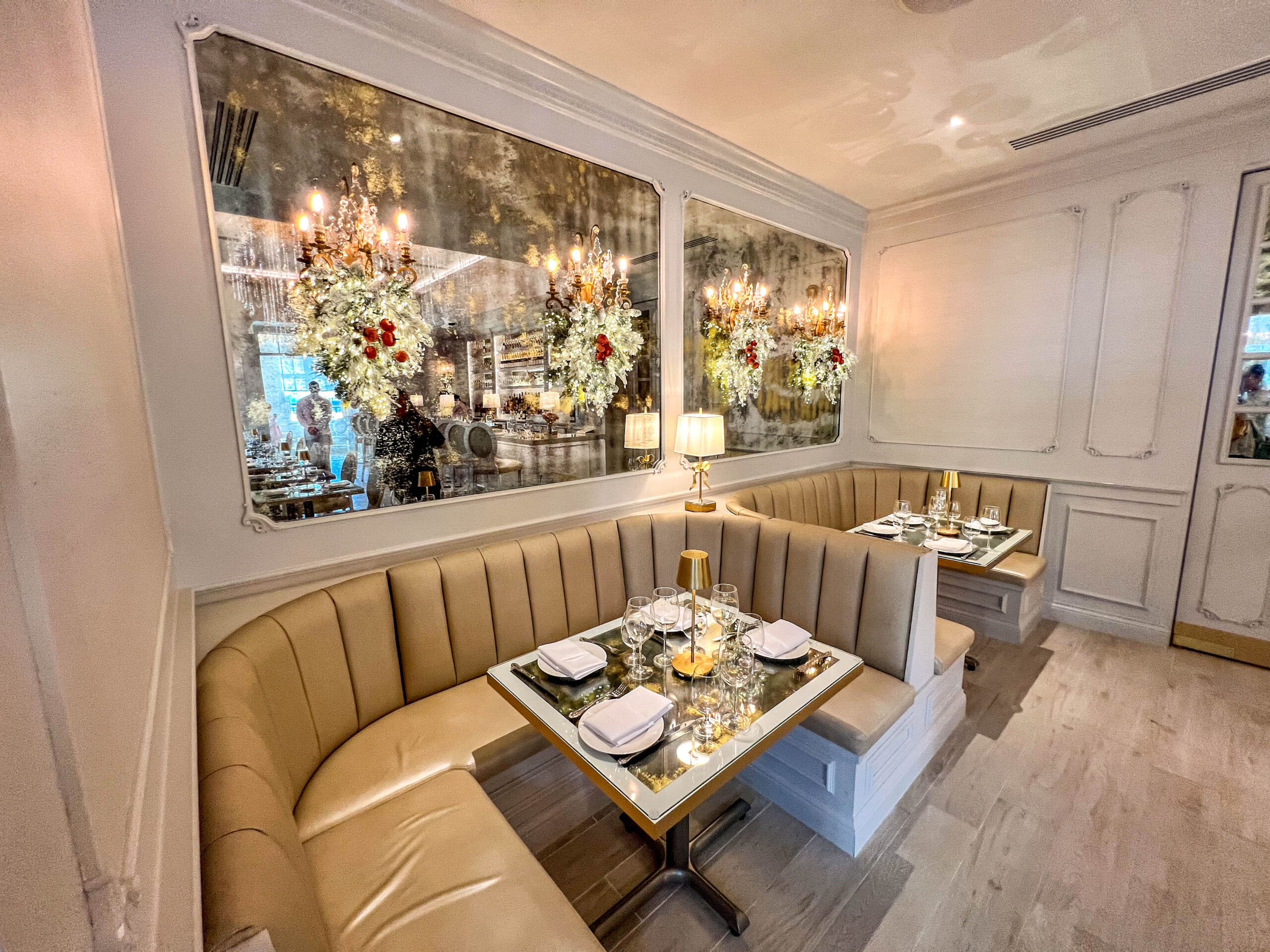 Fall in Love with The Cake Bake Shop’s Amour de Macarons! Post Image