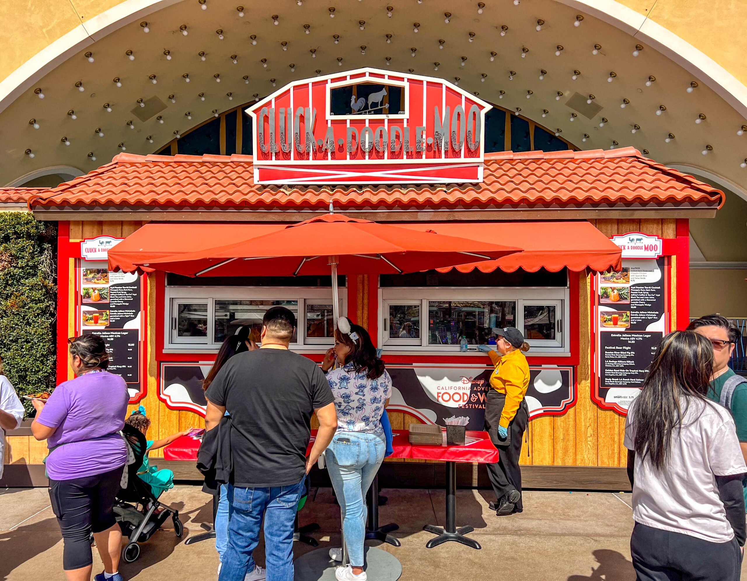 Cluck-A-Doodle-Moo is a Meat-Lovers Dream at the DCA Food &amp; Wine Festival Post Image
