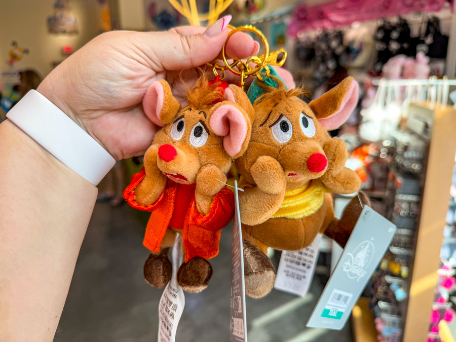 FORE! Disney Spring’s NEW Mickey Golf Collection Is a Hole-In-One! Post Image