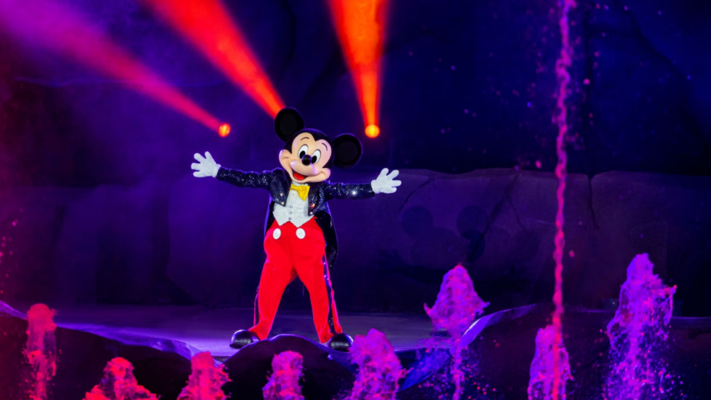 WATCH: Walt Disney World Ambassadors Take Fans Behind the Scenes of Fantasmic! Post Image