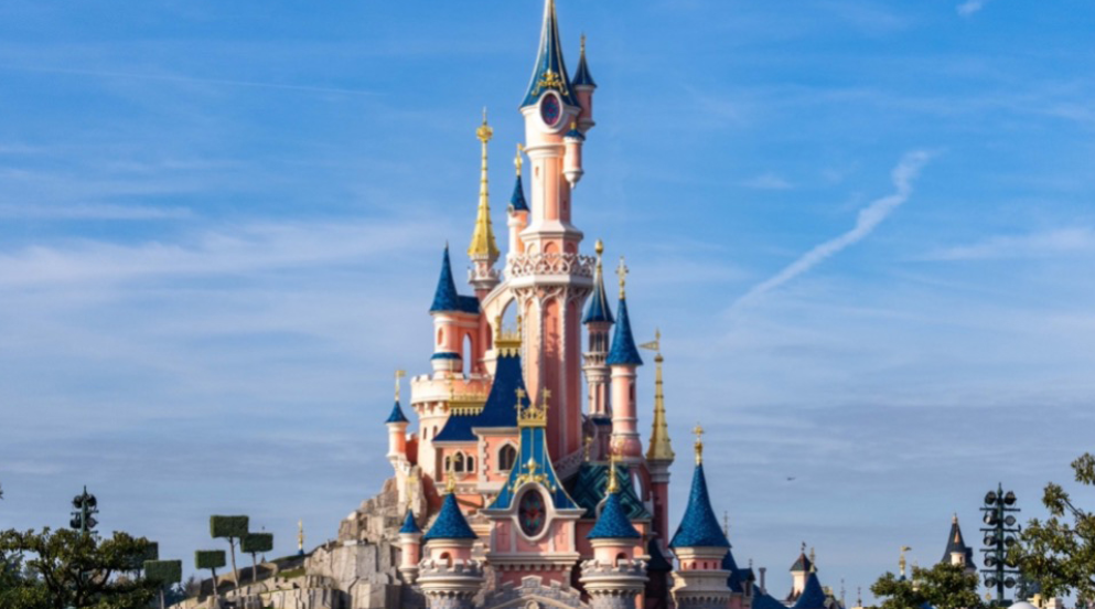 NEW Restaurant from Michelin-Starred Chef Opens at Disneyland Paris Post Image
