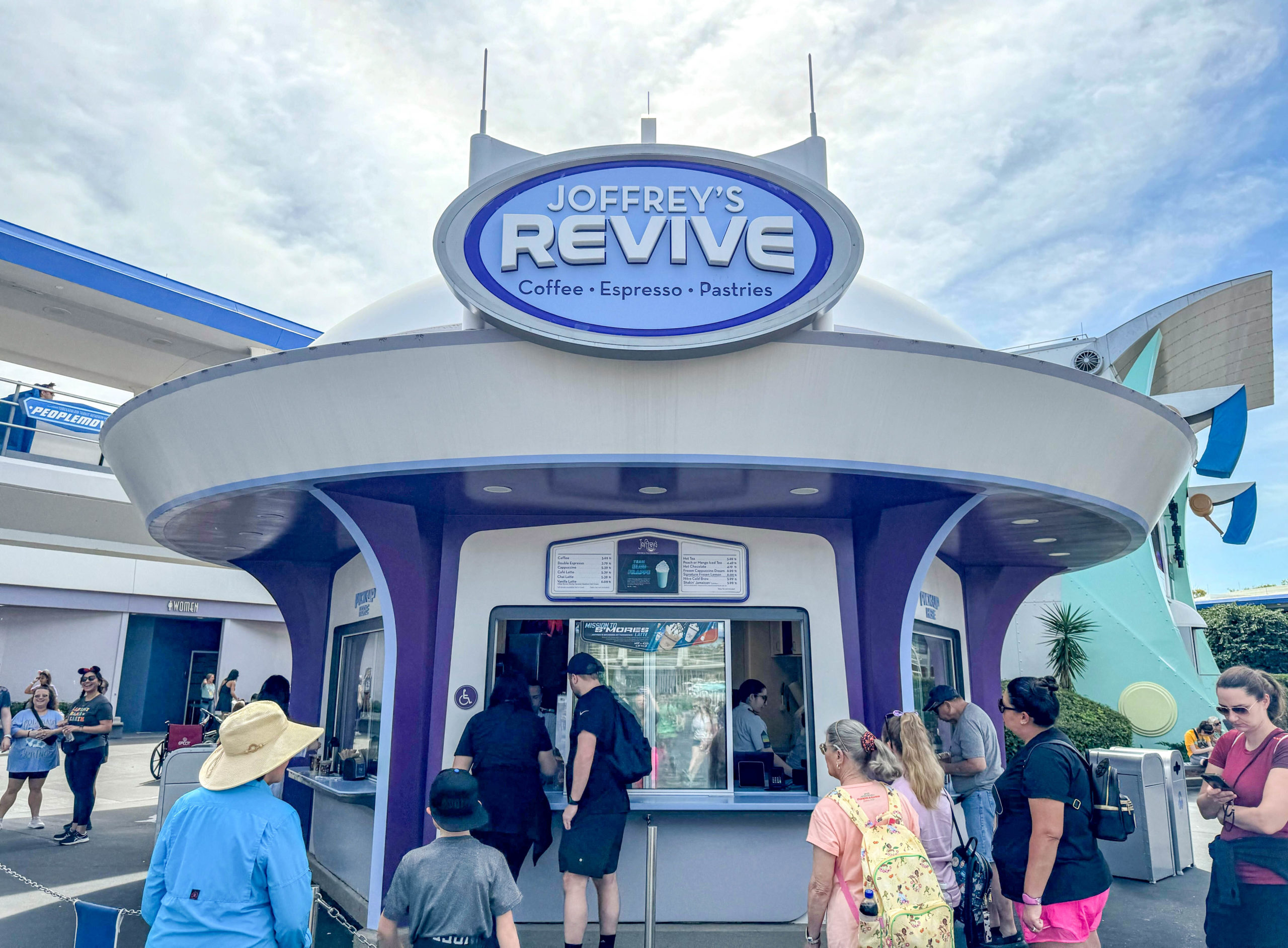 The Joffrey’s Revive Kiosk in Magic Kingdom Celebrates 8 Years of Serving Coffee! Post Image