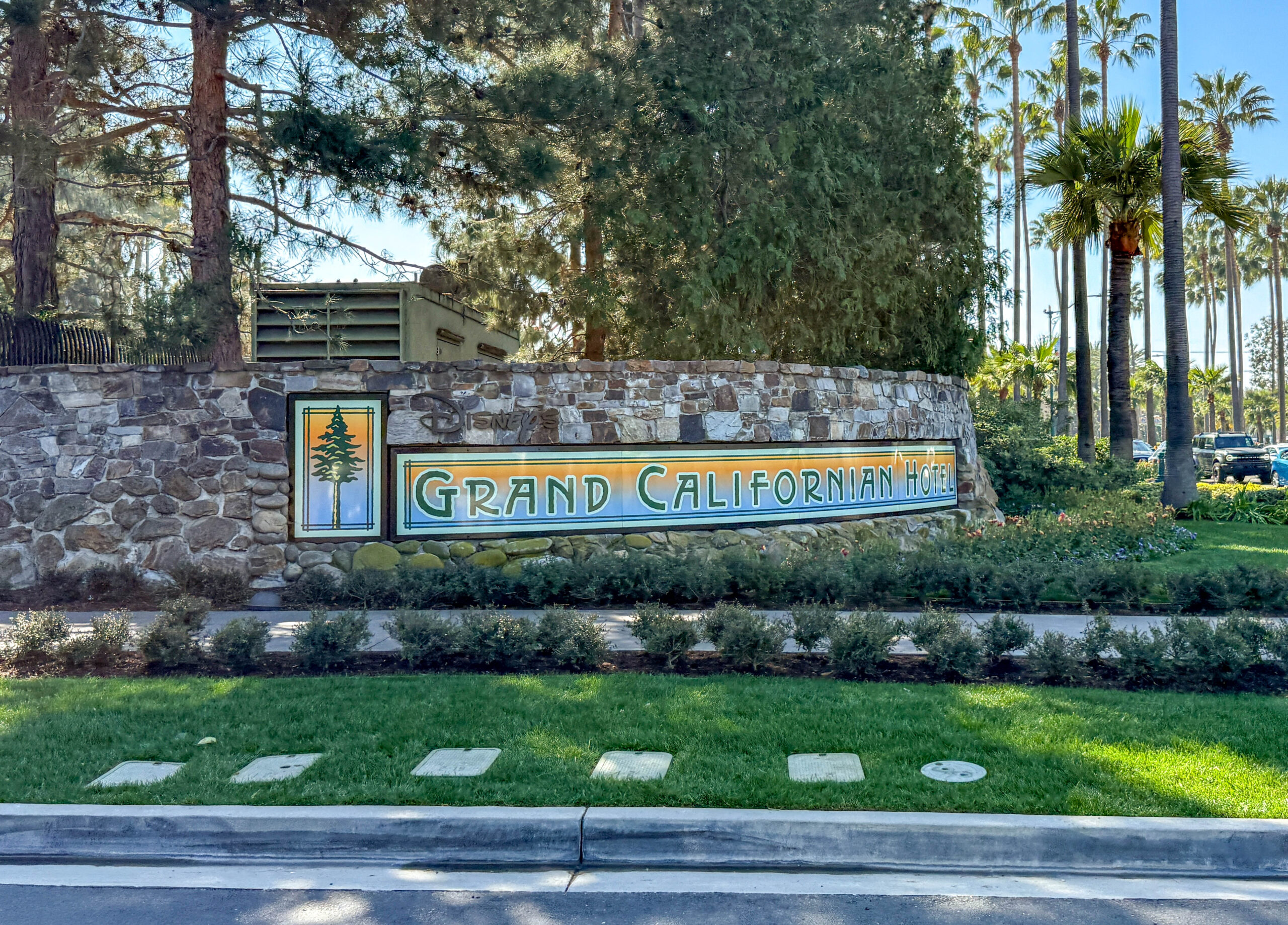 The Grand Californian Hotel’s Special Disney California Adventure Entrance Is CLOSED! Post Image