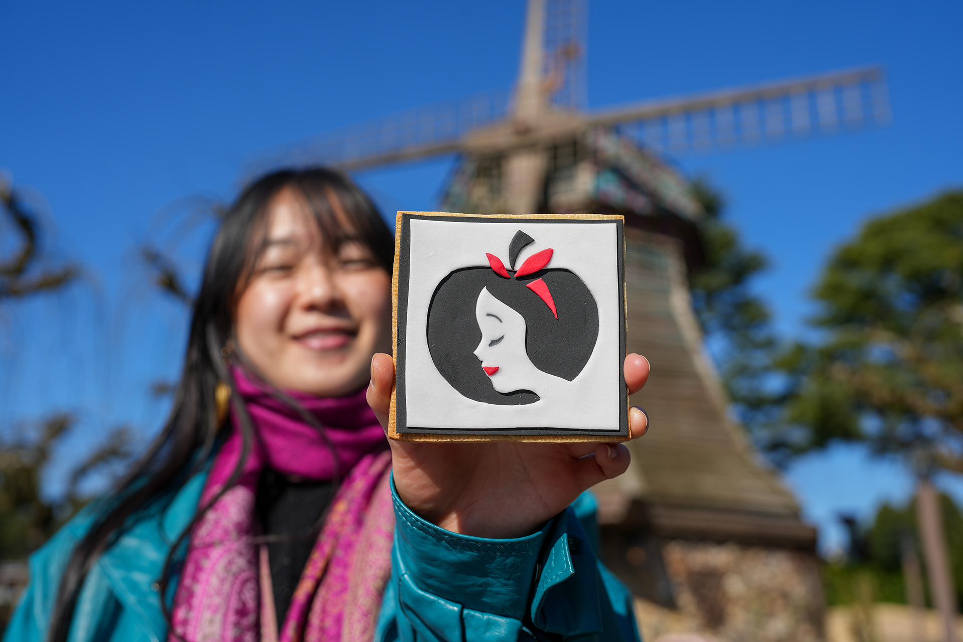 Don’t Miss All This ‘Snow White’-Inspired Merch! Post Image