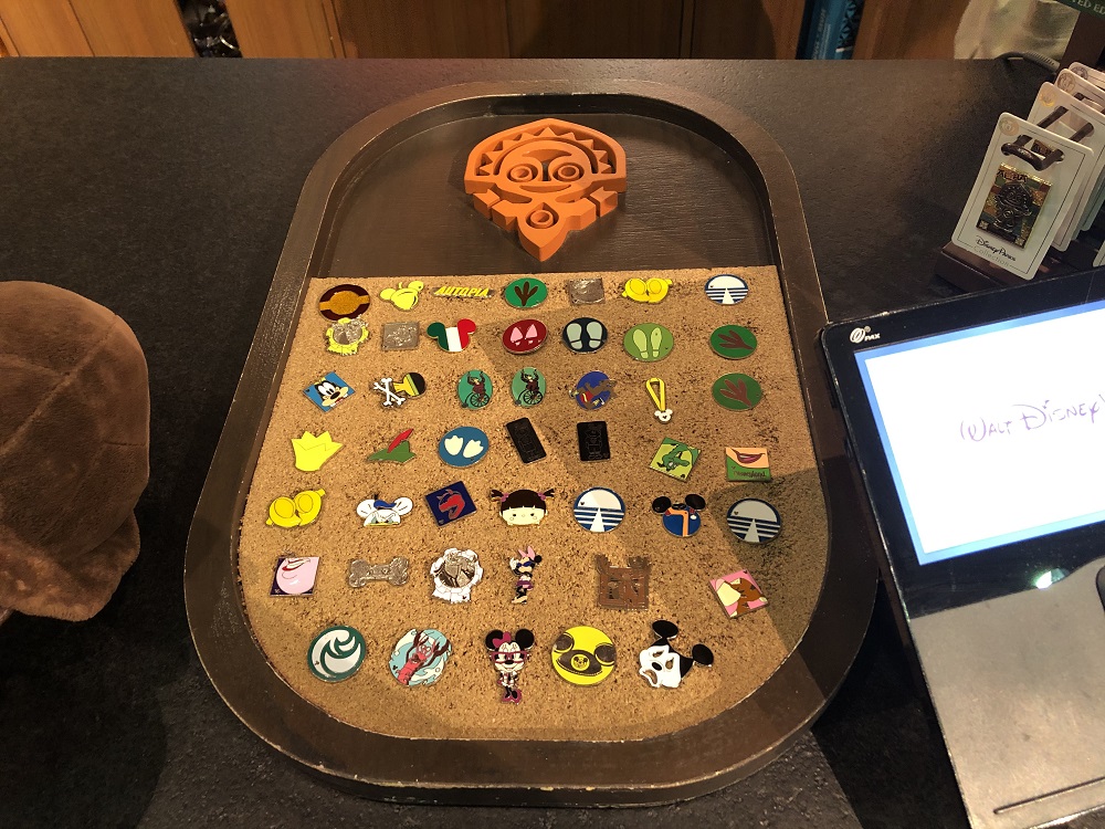 Here’s the Definitive Guide to Disney Pin Trading! Post Image