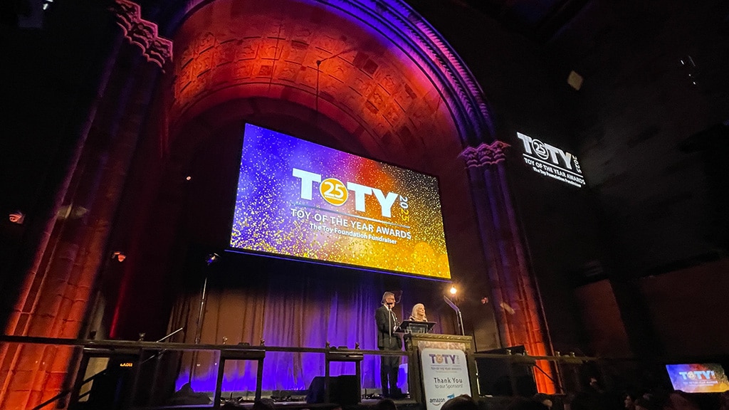 RealFX Disney Stitch Puppetronic Wins Toy of the Year Post Image