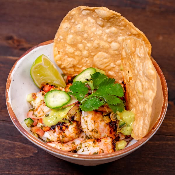 FULL LIST of Treats Debuting Around the Disneyland Resort THIS Month! Post Image