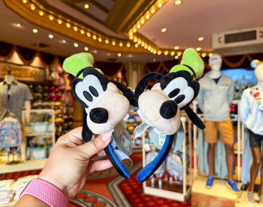 NEW Create-Your-Own Character Hats Arrive in Disney World Post Image