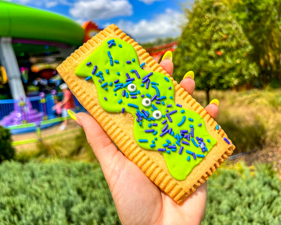 NEW Pretzel Nuggets Are the Perfect Portable Snack in EPCOT! Post Image