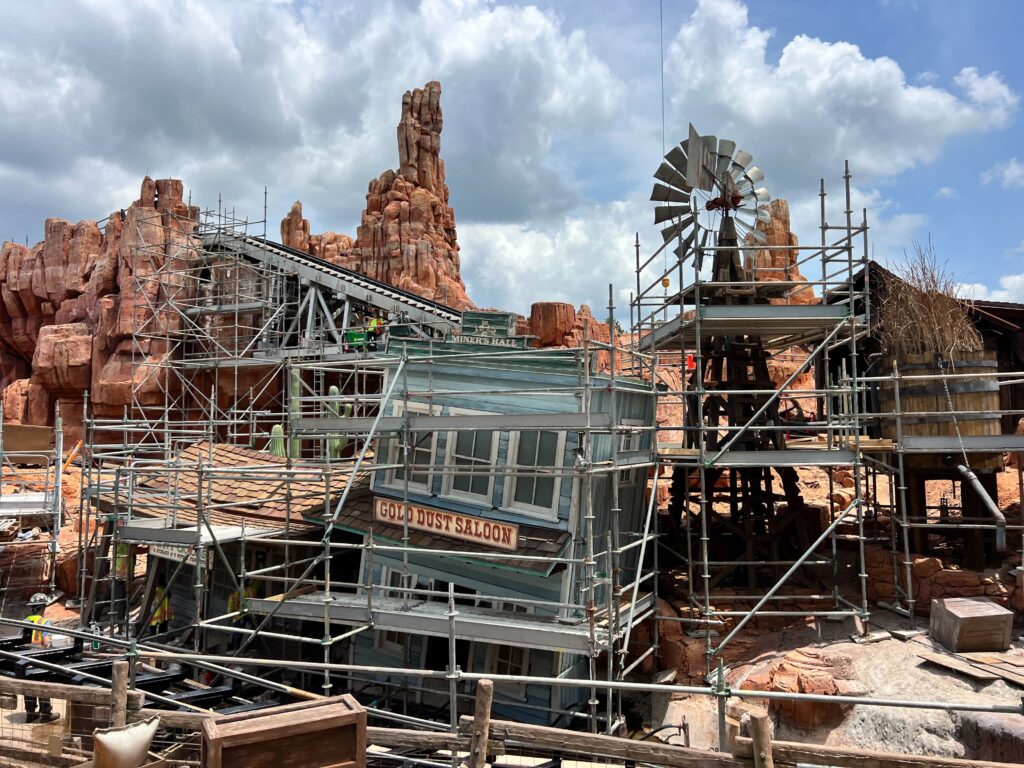 PHOTOS: The Astro Orbiter Is Coming Together Again in Tomorrowland Post Image