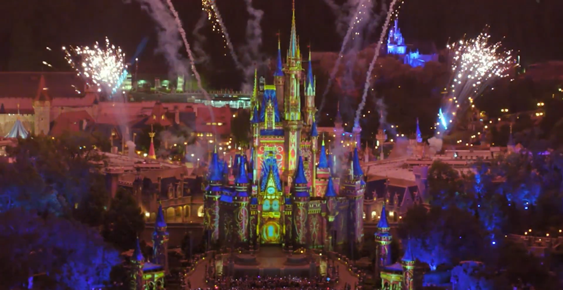 Magic After Dark: D23 Gold Members Invited to an Exclusive Virtual Celebration of Disney’s Nighttime Spectaculars Post Image