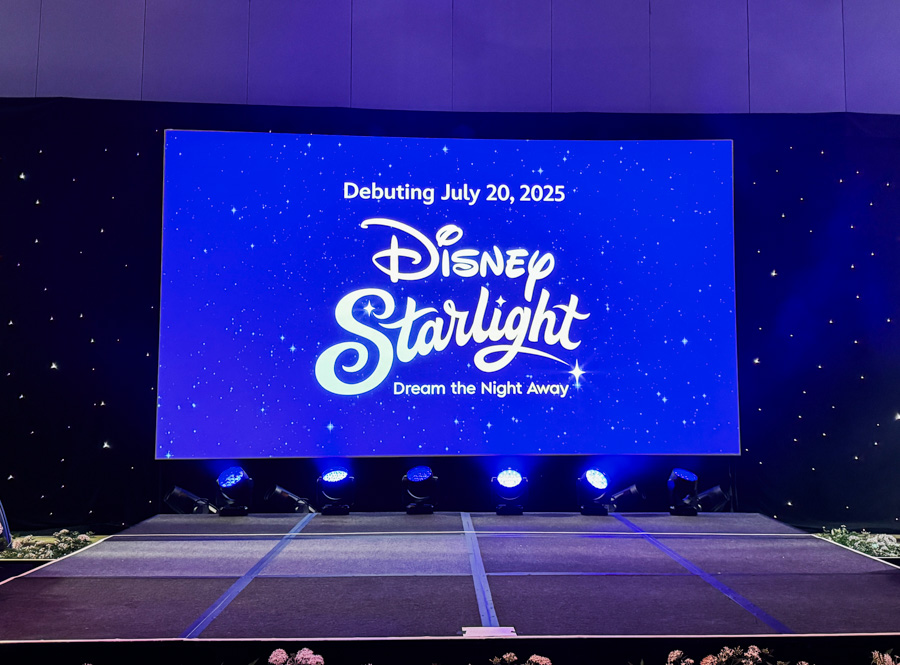 Grand Finale Float Revealed for Disney Starlight Nighttime Parade! Post Image