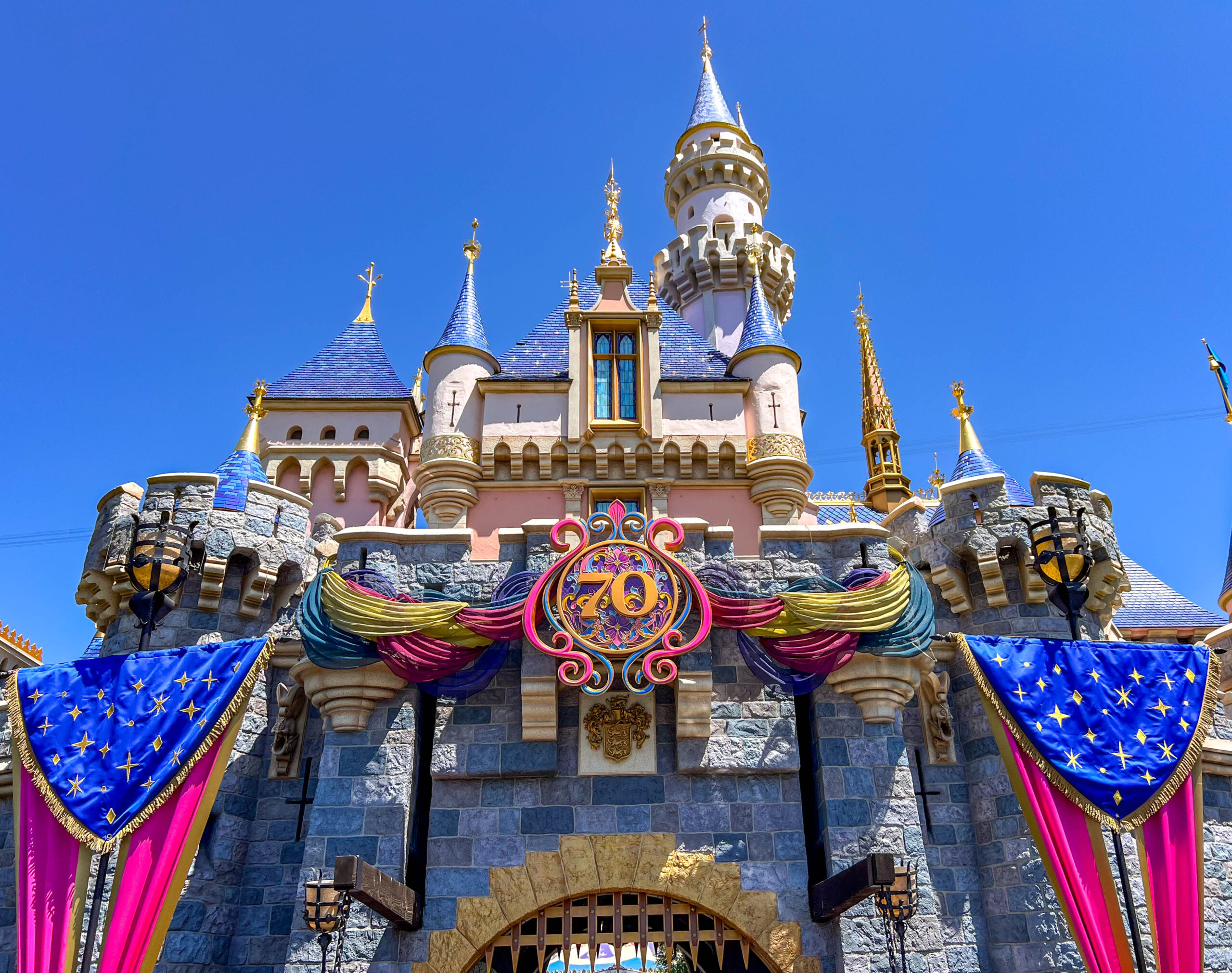 Everything to Know About the Trader Sam’s Enchanted Tiki Bar Mixology Seminar! Post Image